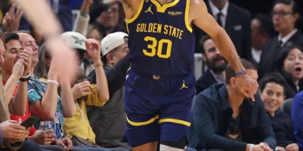 kaiyun-三分命中数25比3！火勇之战变成三分教学局